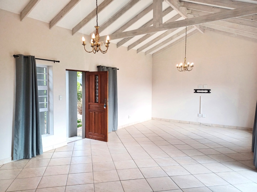 3 Bedroom Property for Sale in Fraaiuitsig Western Cape